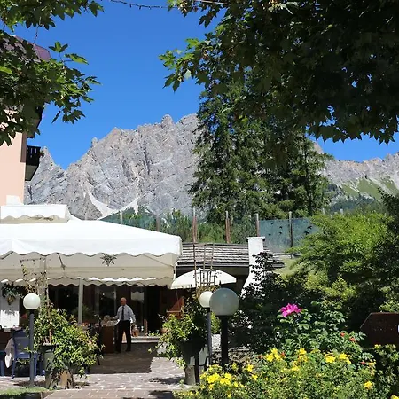 Boutique Blu 4* Кортіна-д'Ампеццо