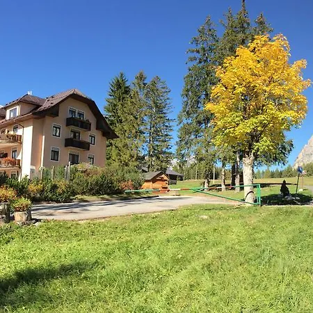 Boutique Blu 4* Кортіна-д'Ампеццо